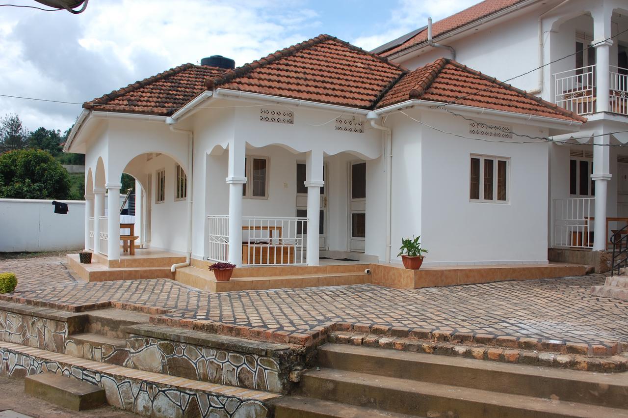 Kigezi Gardens Inn Kabale Exterior foto