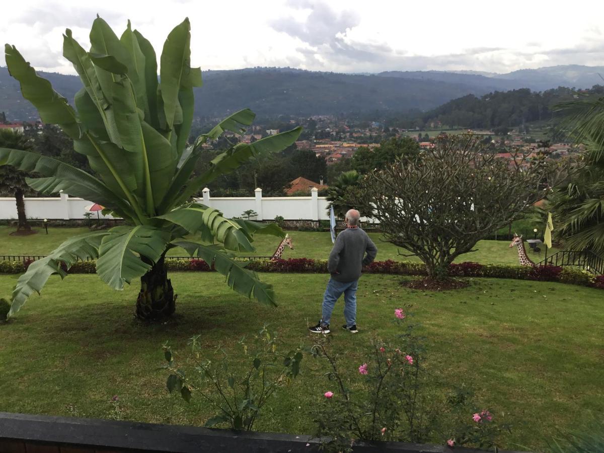 Kigezi Gardens Inn Kabale Exterior foto